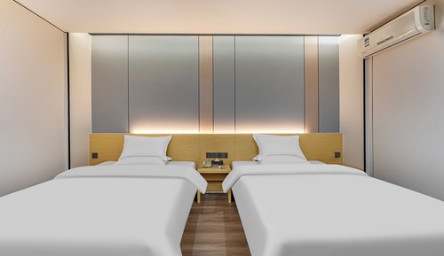 Comfort Twin Room