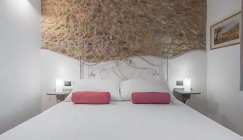 Apartment, Courtyard View