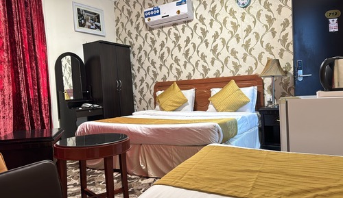 Classic Double Room