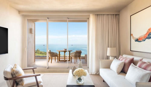 FOUR BEDROOM SEA VIEW POOL VILLA 4 King 450sqm