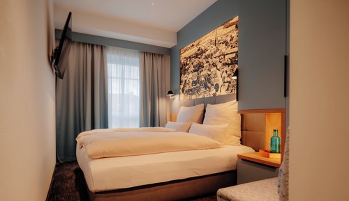 Basic Double Room, City View