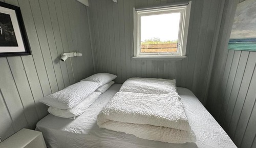 Standard Apartment, Park View