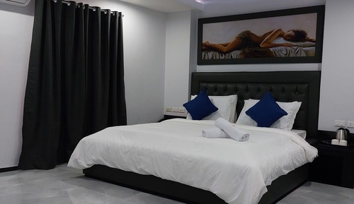 Elite Double Room, City View