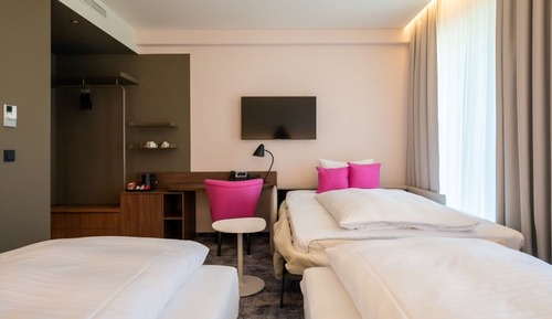 Superior Double or Twin Room, Garden View