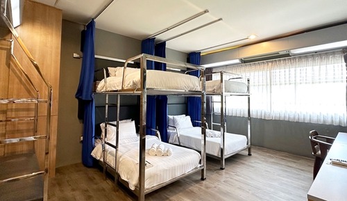 Family Room, Multiple Beds