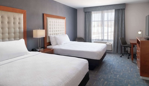 Suite, 2 Queen Beds, Accessible, Bathtub