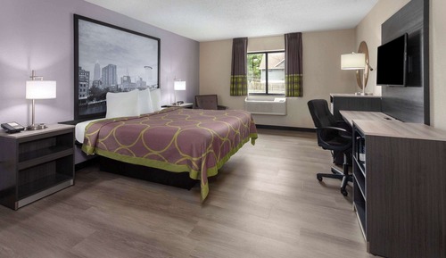 Room, 1 King Bed, Non Smoking, Jetted Tub