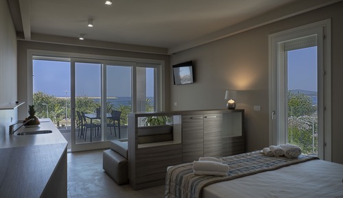 Superior Studio, Sea View