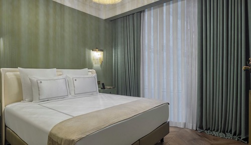 Suite, Park View
