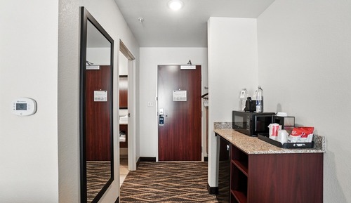 Room, 2 Queen Beds, Non Smoking (Guestroom)