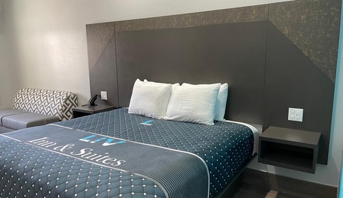 1 King Bed Accessible Non-Smoking