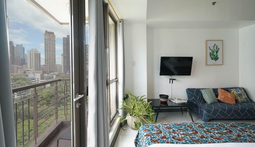Deluxe Studio Suite, Balcony, City View