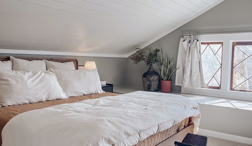 Rosalie Upstairs Suite