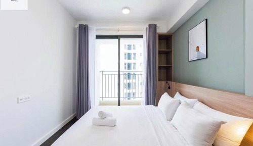 Luxury Apartment, 3 Bedrooms, Patio, City View