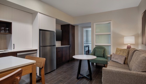 Suite, 1 Bedroom, Kitchen