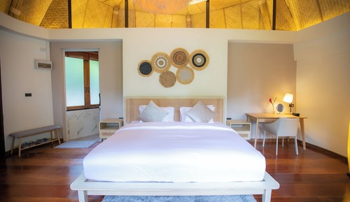 Superior Room, Garden View