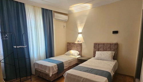 Classic Twin Room