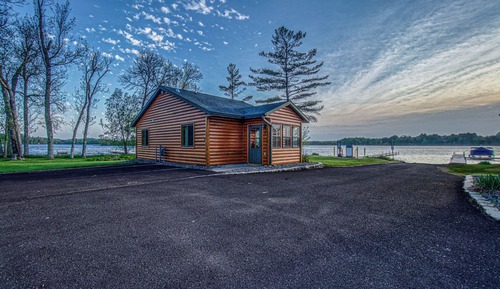 Family Cabin, 2 Bedrooms, Lakeside
