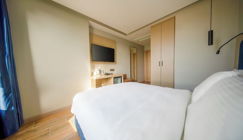 Superior Room, 1 Queen Bed, Non Smoking, Sea View