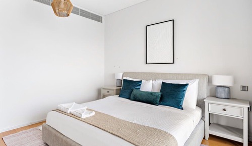 Premium Apartment, Balcony, City View