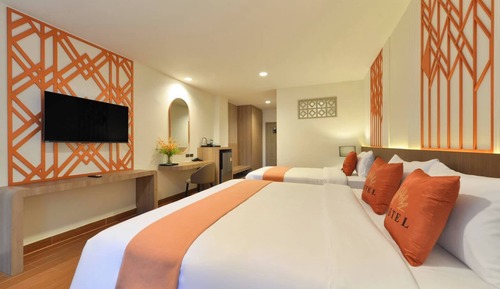 Deluxe Triple Room