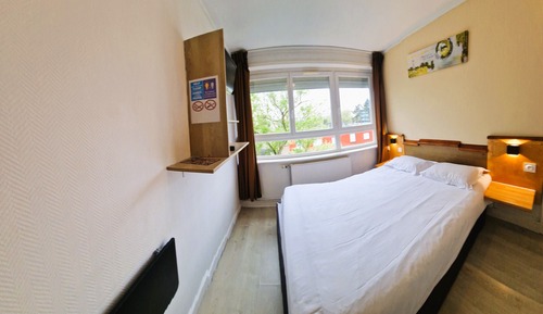 Basic Single Room, 1 Double Bed