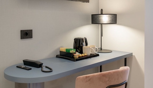 Comfort Double or Twin Room, Non Smoking, City View