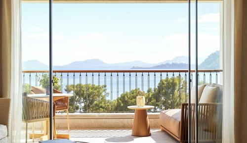 Executive Suite, Sea View