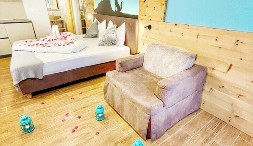 Superior Room, Mountain View