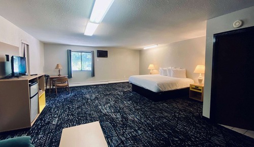 Room, 1 King Bed, Non Smoking