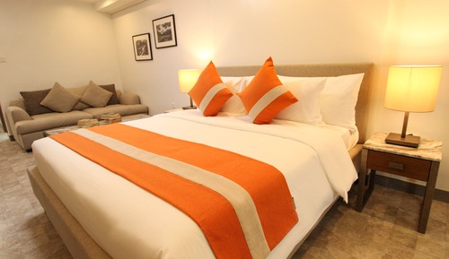 Grand Studio, 1 Queen Bed