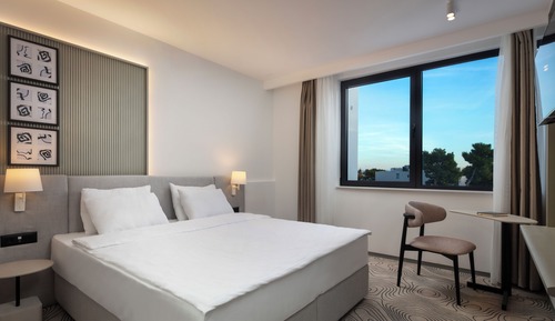 JUNIOR SUITE - no balcony