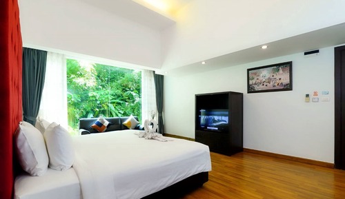 Honeymoon Deluxe + Free Shared Sauna