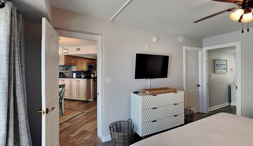 Condo, 1 King Bed with Sofa bed, Balcony, Ocean View (Mermaid Bungalow - No Pets Allowed)