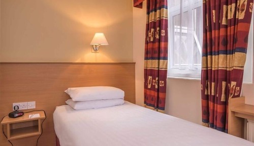 Standard Single Room