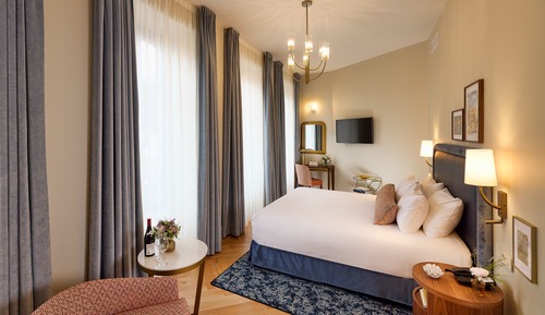 Fleury King Room