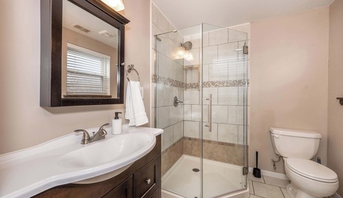 House, Multiple Beds, Pool Access, Garden View