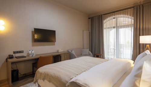 Premier Room