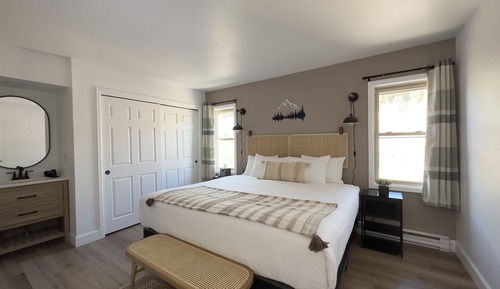 Condo, 2 Bedrooms, 2 Bathrooms