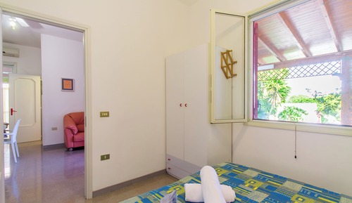 Standard House, 2 Bedrooms (Villetta Rossa with garden)