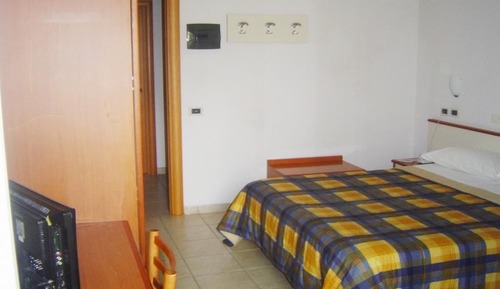 Camera Economy Matrimoniale Mansardata