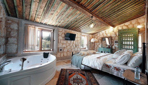 Luxury Room, Hot Tub