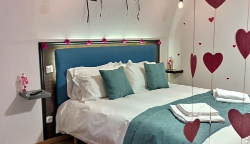 Honeymoon Apartment