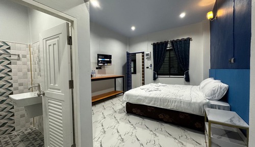 Standard Room, Private Bathroom