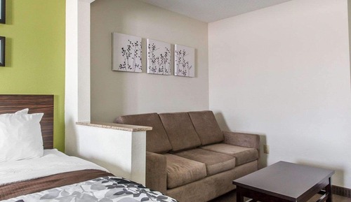 Suite, Multiple Beds, Non Smoking