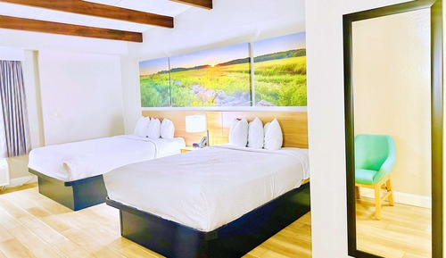 Room, 2 Queen Beds, Non Smoking