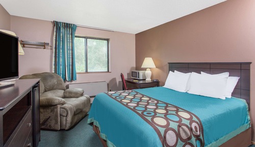 Room, 1 King Bed, Accessible, Non Smoking (Mobility)