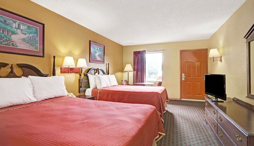 Double Room, 2 Double Beds