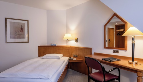 Classic Single Room
