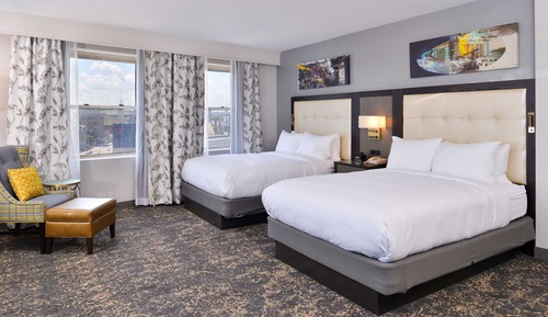 Room, 2 Queen Beds, Corner
